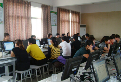 国内优秀计算机培训机构与实用培训资源解析