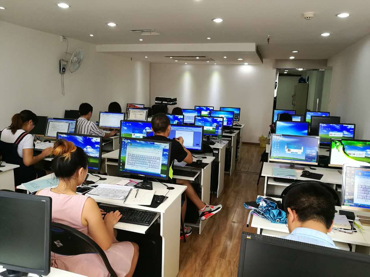 【贵阳电脑培训学校办公软件文员文秘培训班】价格,厂家,office培训